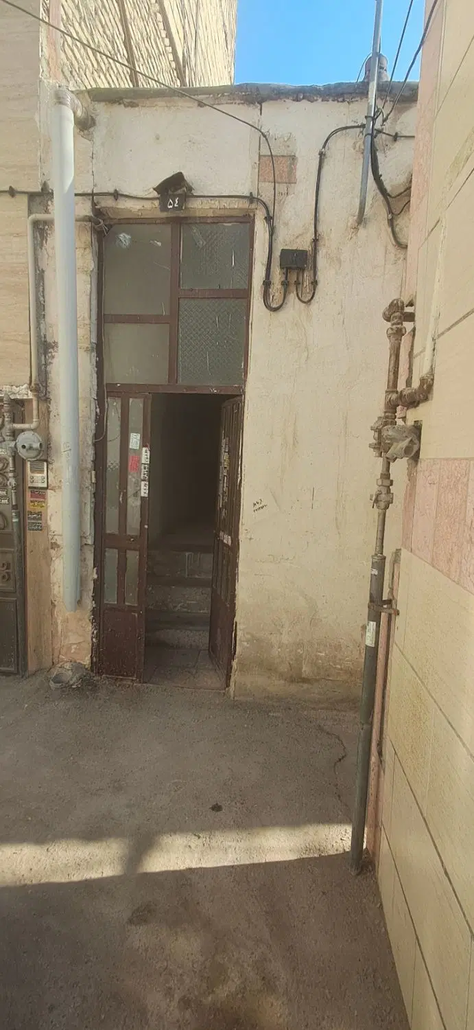 حرعاملی۶۴_دربست_۲ خواب_حیاط دار_۲ ورودی مجزا