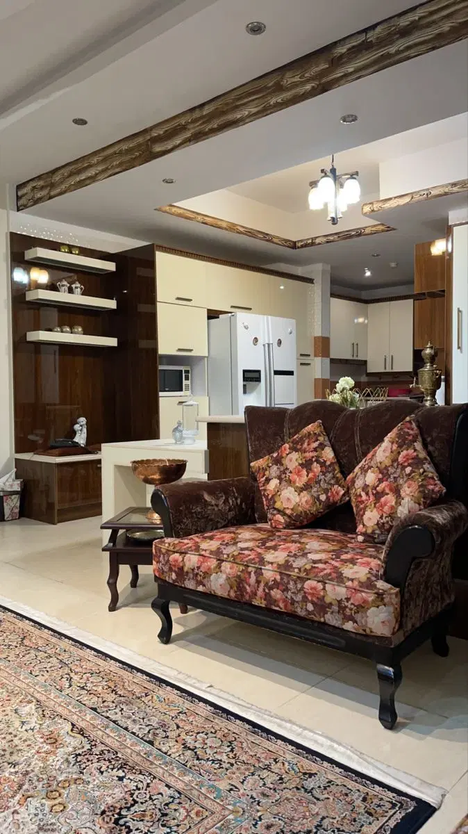 ۸۶ متر باغستان (بوستان ها) سند، پارکینگ اختصاصی