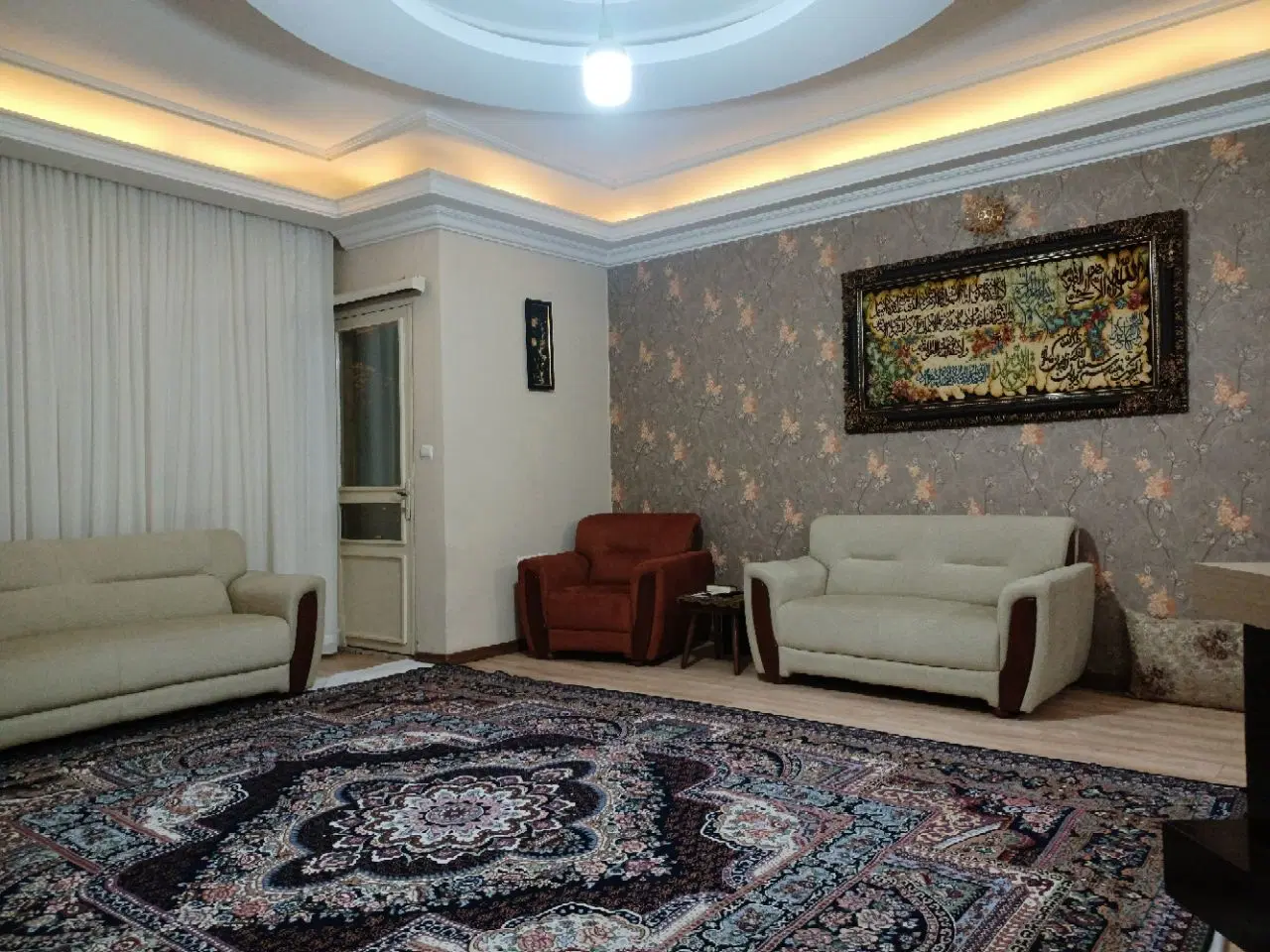 اجاره آپارتمان دو خوابه خیابان بهار
