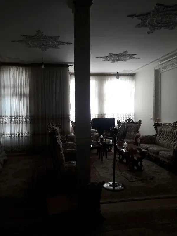 زیر زمین ۱۲۵متری خ کارگر