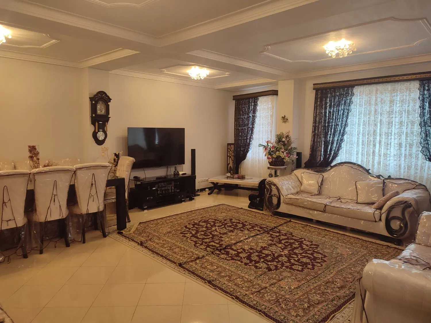 آپارتمان ۱۰۴ متری کوچه طاهباز