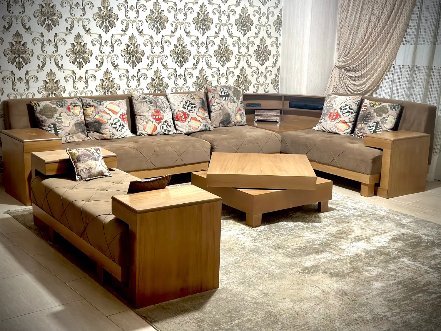 اجاره واحد ۶۰ متری