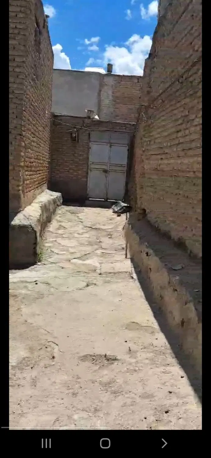 خانه ویلایی شمالی ۲۰۰متر زمین