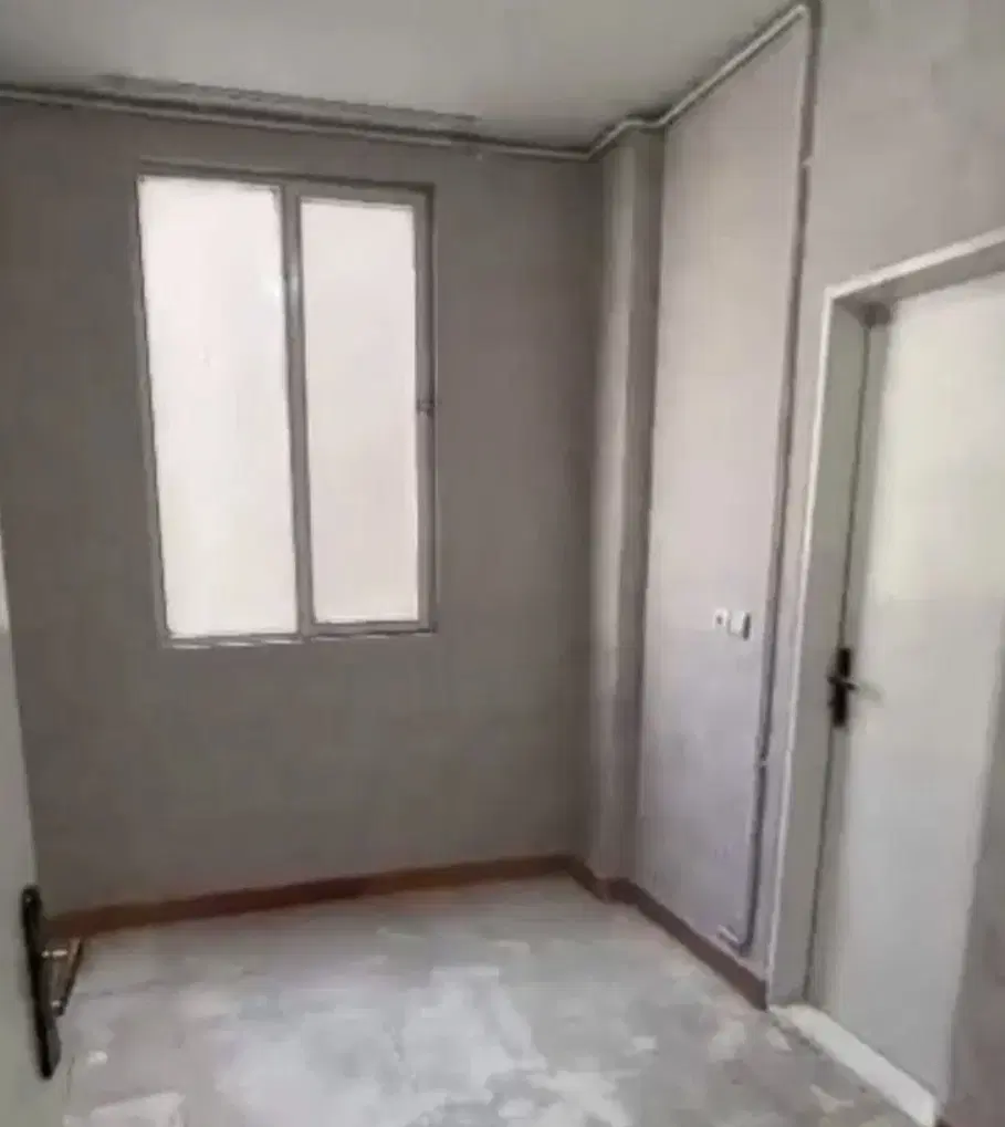۶۱ متری  روبه روی مجتمع سارا
