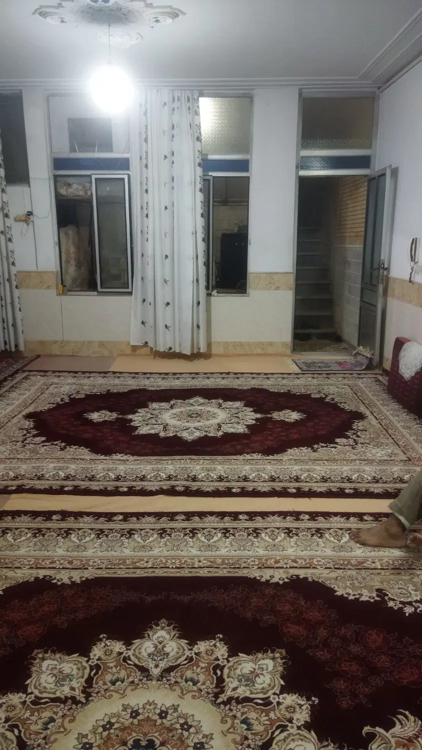 زیرژمین گلخانه ایی