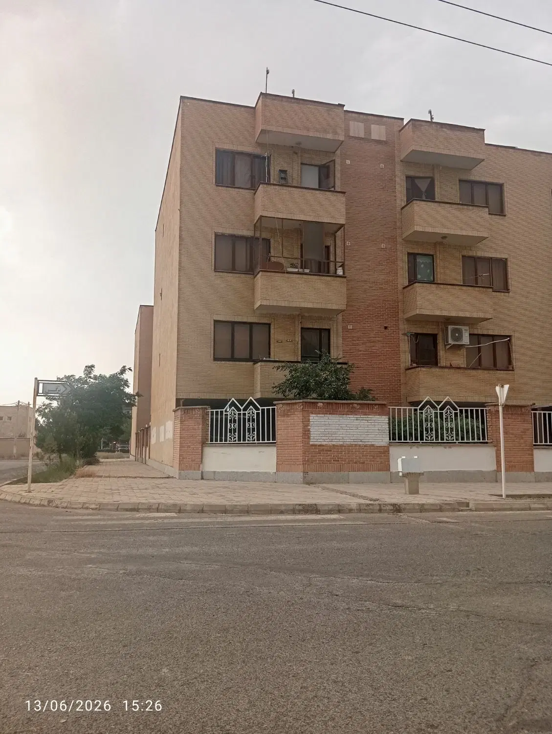 آپارتمان ۱۰۰متری دوخوابه گلبهارخ نرگس