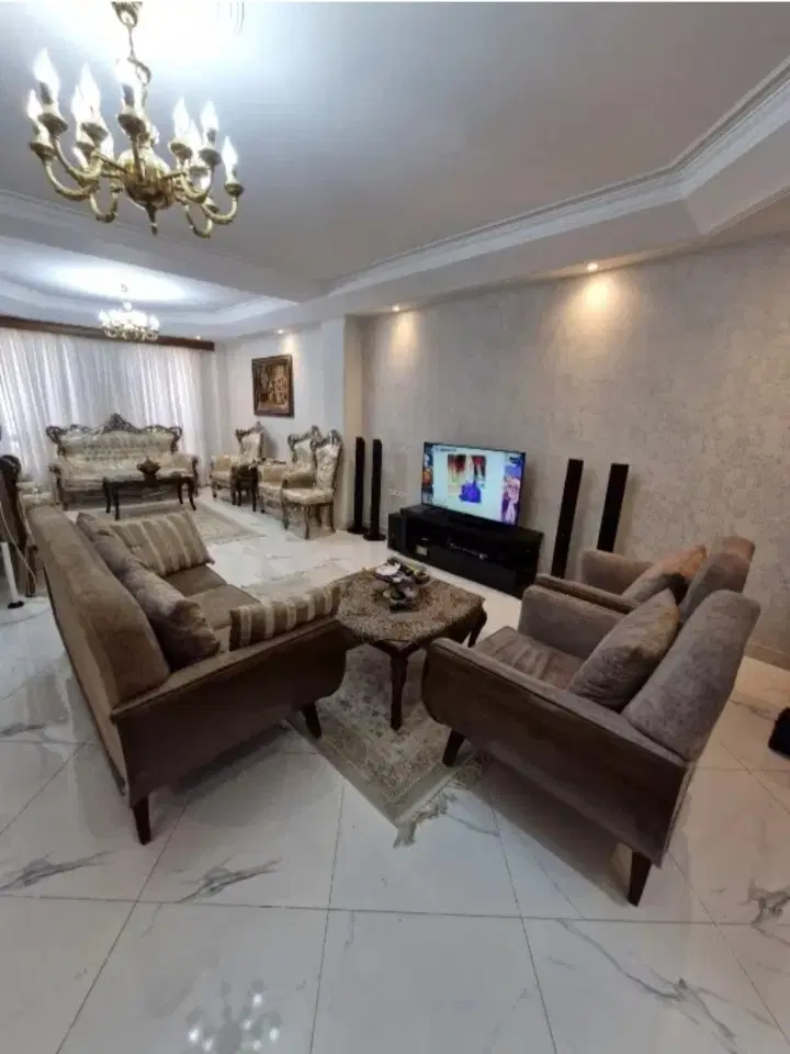 ستارخان شادمان ۷۵ متر . املاک