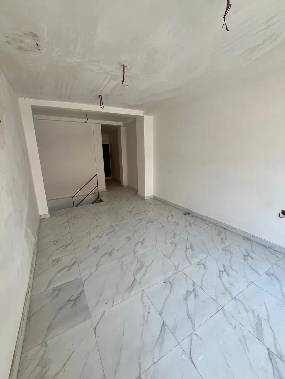 اجاره مغازه ۲۵ متری لاکانی