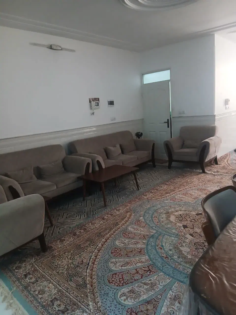 منزل اجاره ای زاویه خیابان سعدی