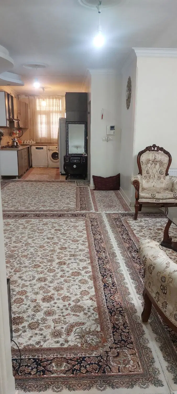 ۷۵ متر،تکواحد ط۴، فول امکانات، رودکی بالای جمهوری