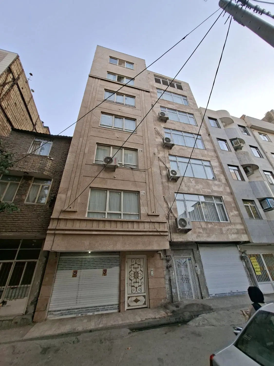 آپارتمان صد و بیست متری ولیعصر دو خوابه لوکس