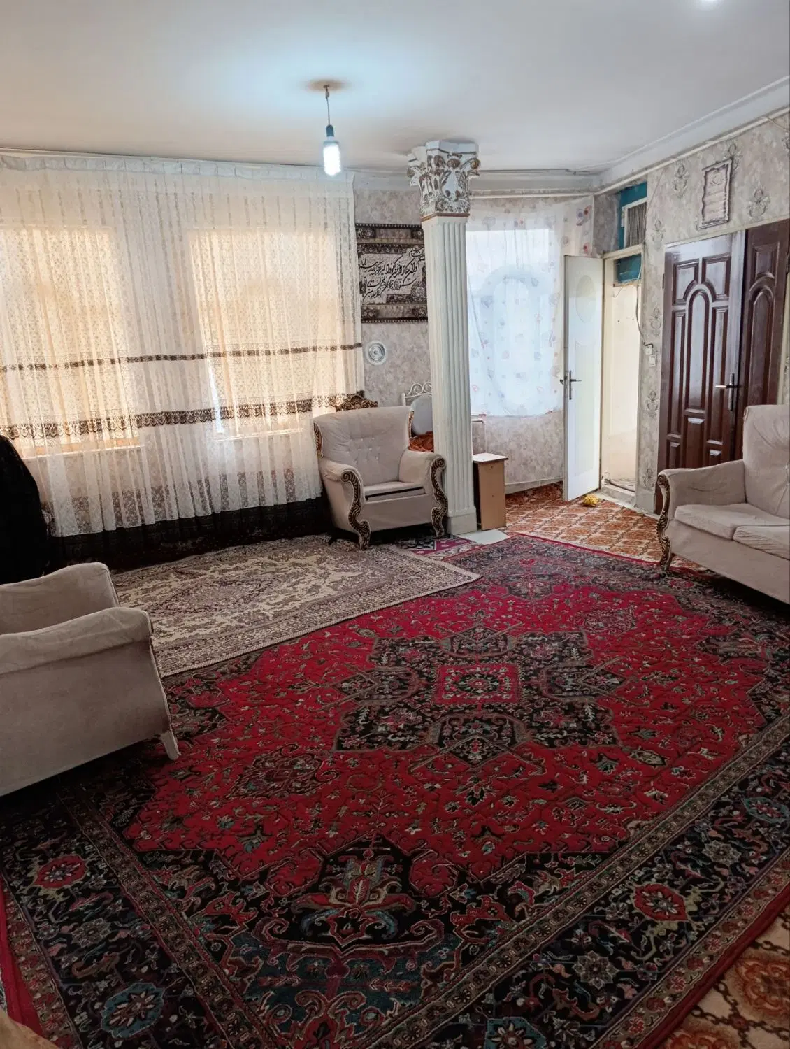 فروش آپارتمان میدان آزادی چهاراه بالا
