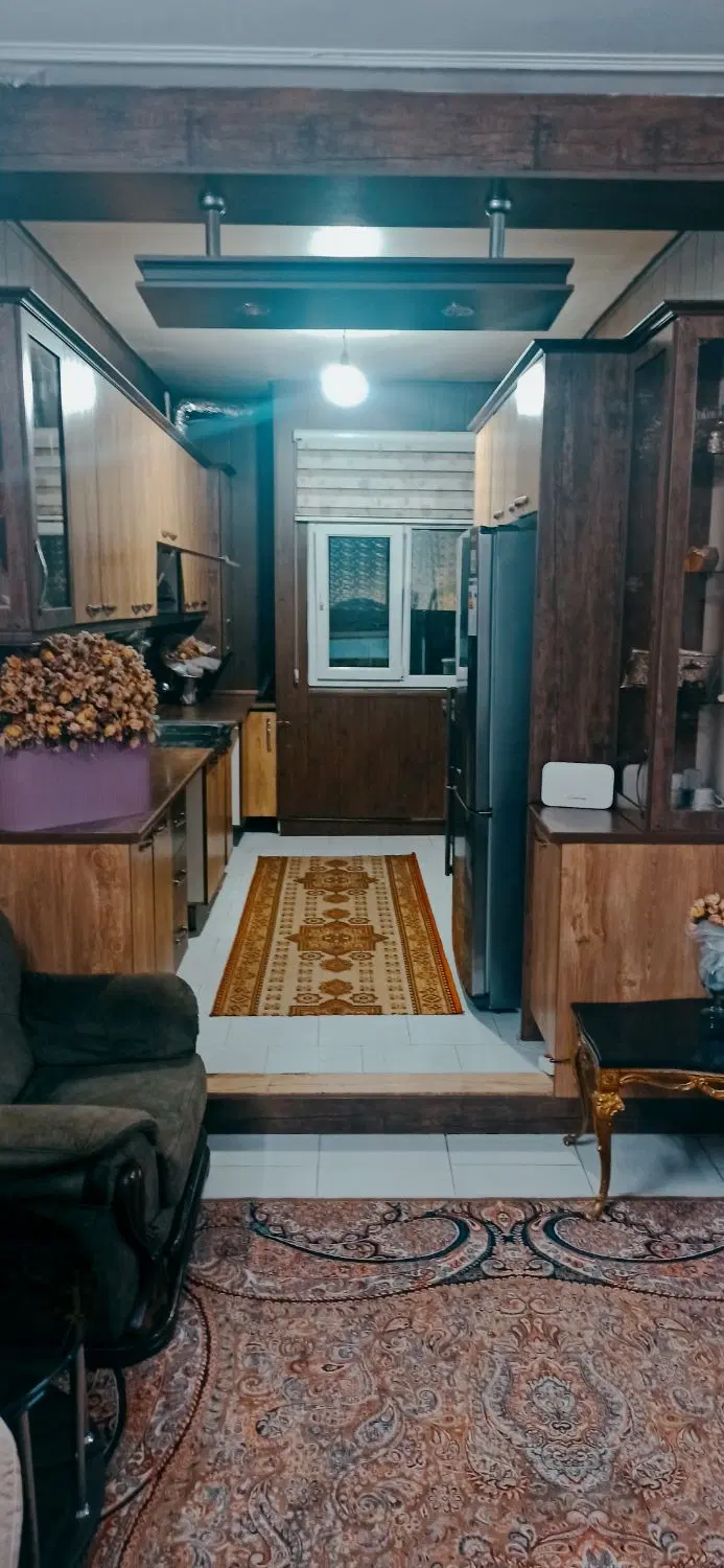 ۸۰ متر آپارتمان در وحدت