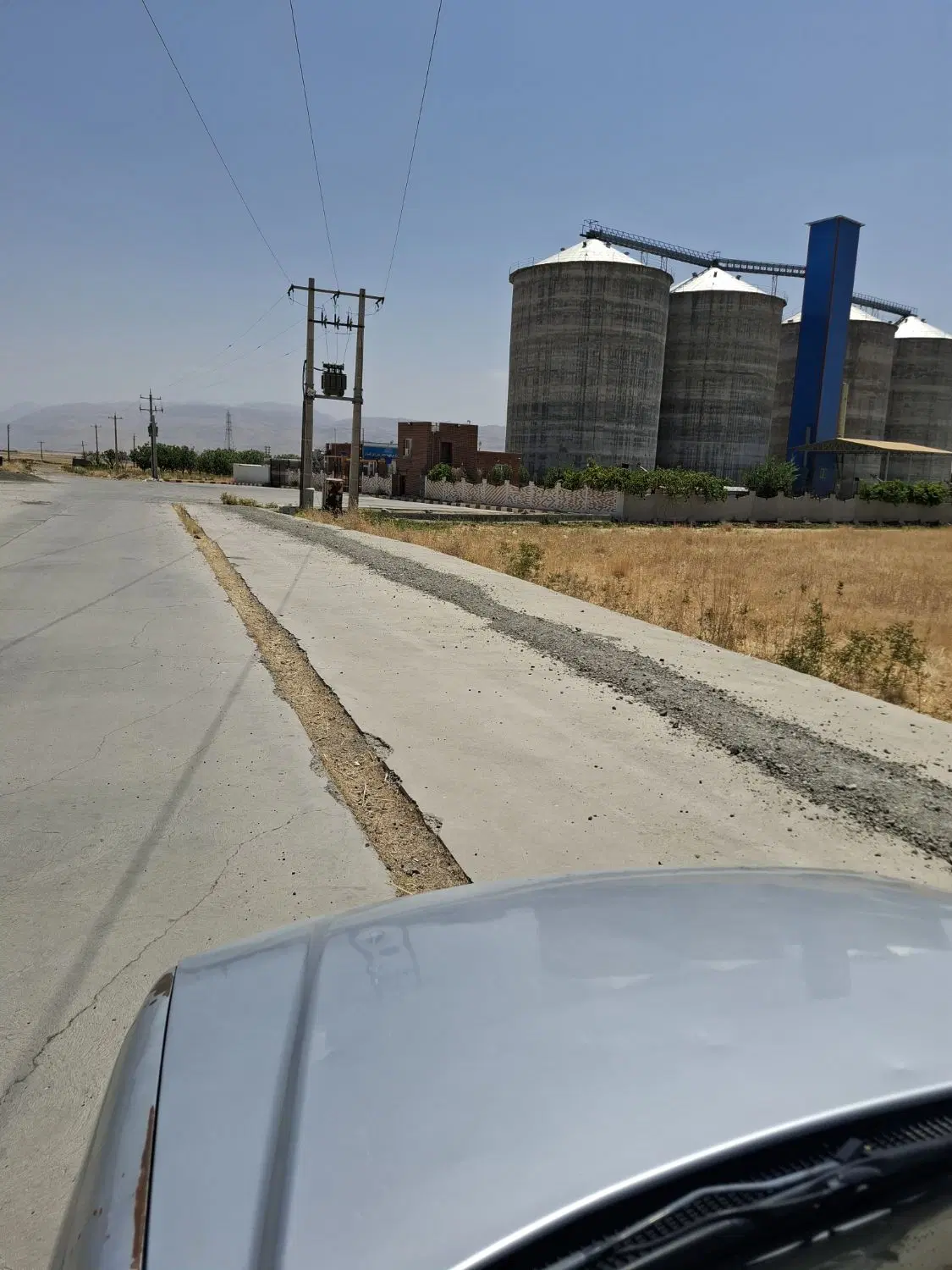 زمین چیا براله