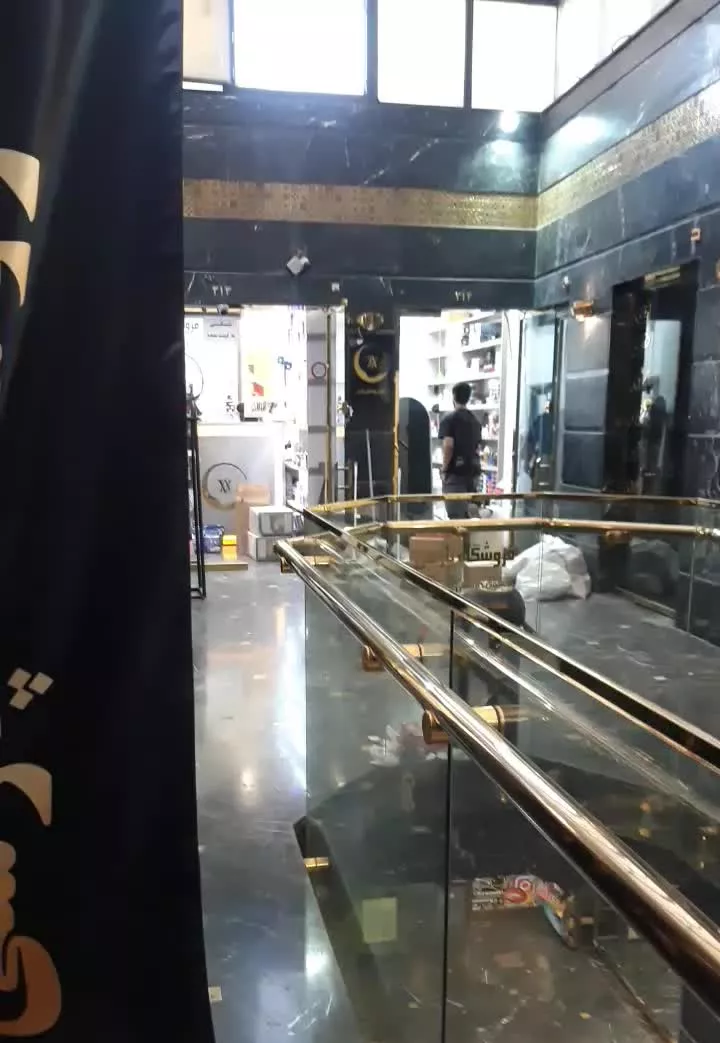 فروش مغازه بازار ۱۵ خرداد