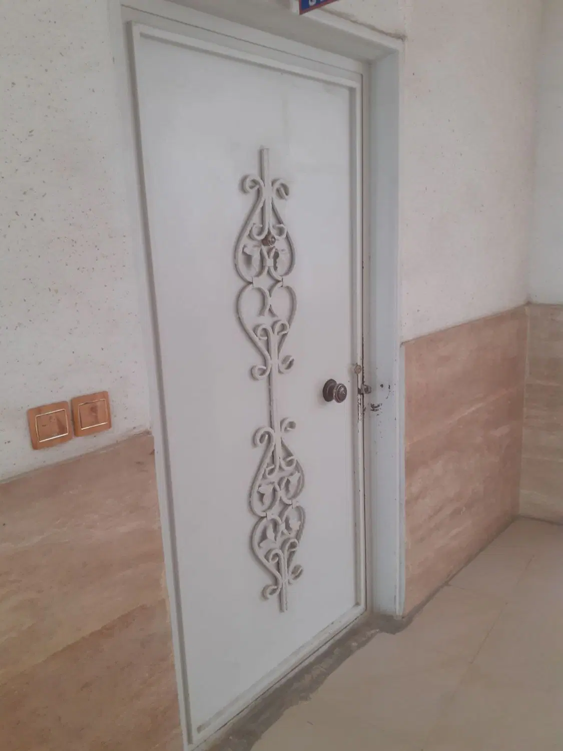 دفتر کار تاپ لوکیشن در مرکز شهر