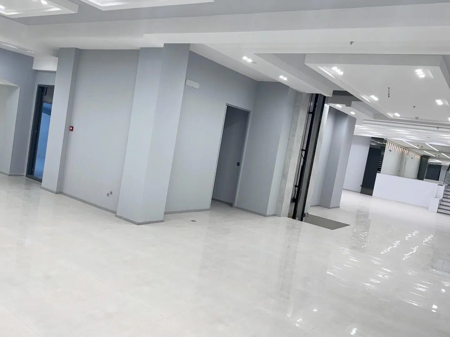 آپارتمان ۱۲۵ متر تک واحدی سه خواب