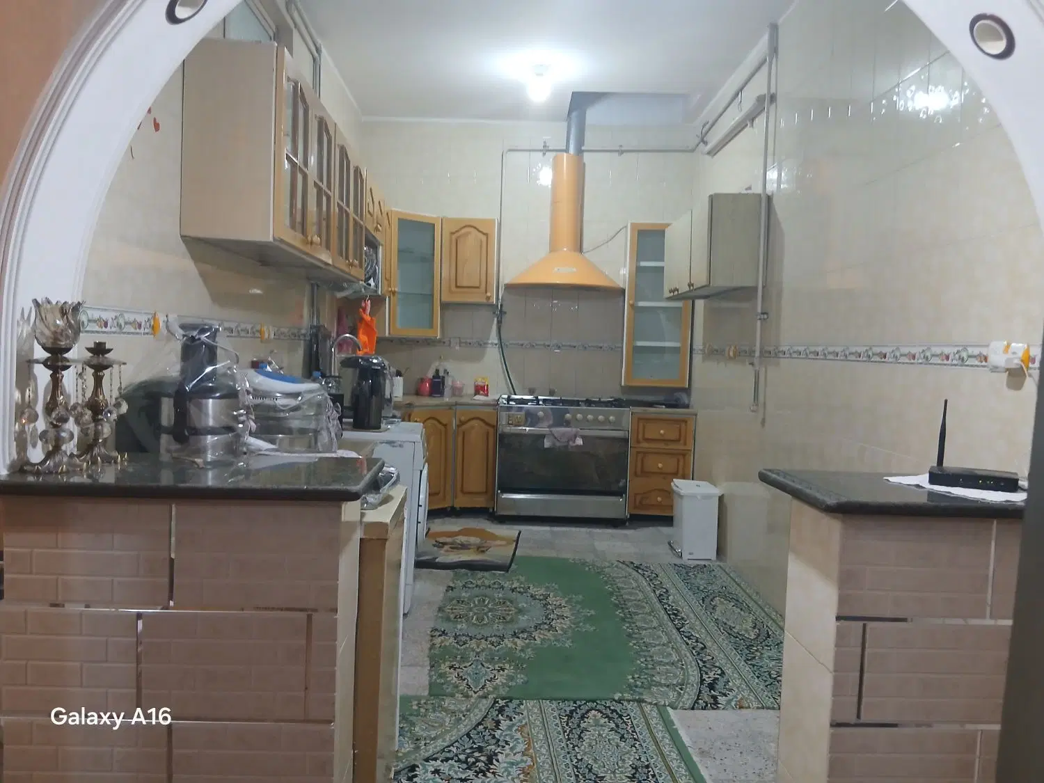 ملک فروشی