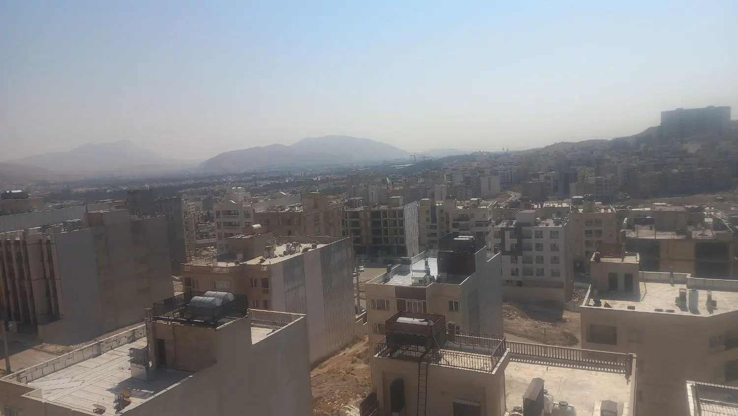 پیش‌فروش دو خواب ۱۳۵متری _بدون مشرفیت