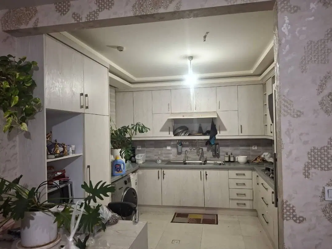 آپارتمان ۱۷۰ متری
