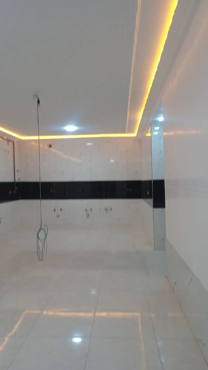 فروش خانه ویلایی 170متری آخر نرگس