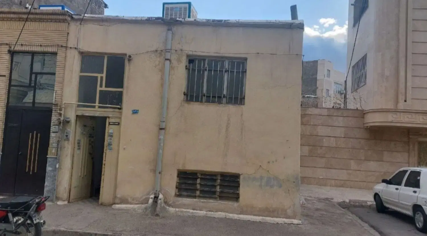 خانه ویلایی به قیمت