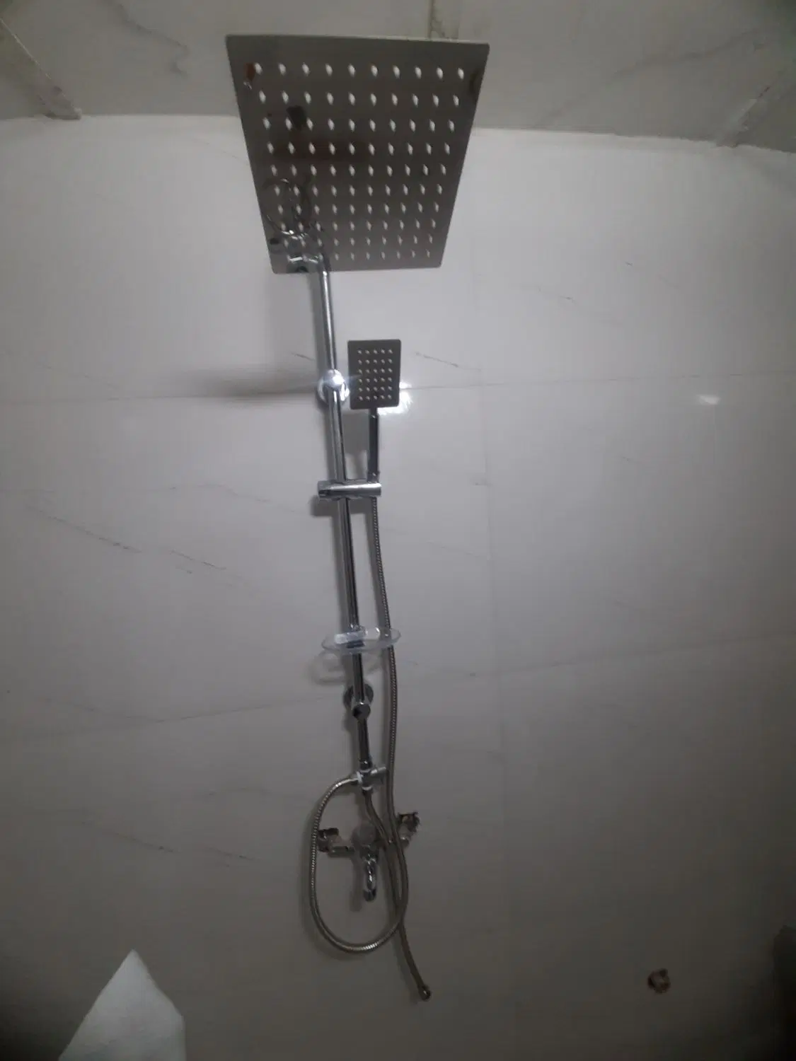 ۱۰۵متری نوساز صفر ۳نبش معبر ۲۰متری ۲خوابه هنرور