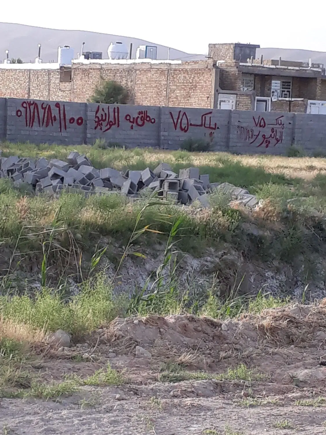 زمین ۱۶۰متری تجاری مسکونی
