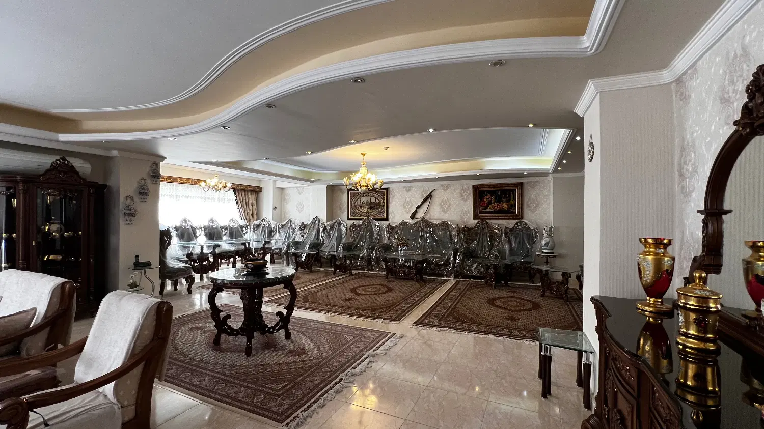 اپارتمان ۲۳۵ متر در ولیعصر جنوبی