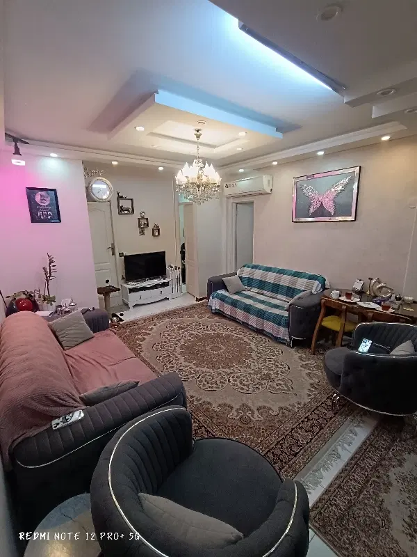 دوخوابه بازسازی شده_کمیل نزدیک مترو_پارکینگ موتور