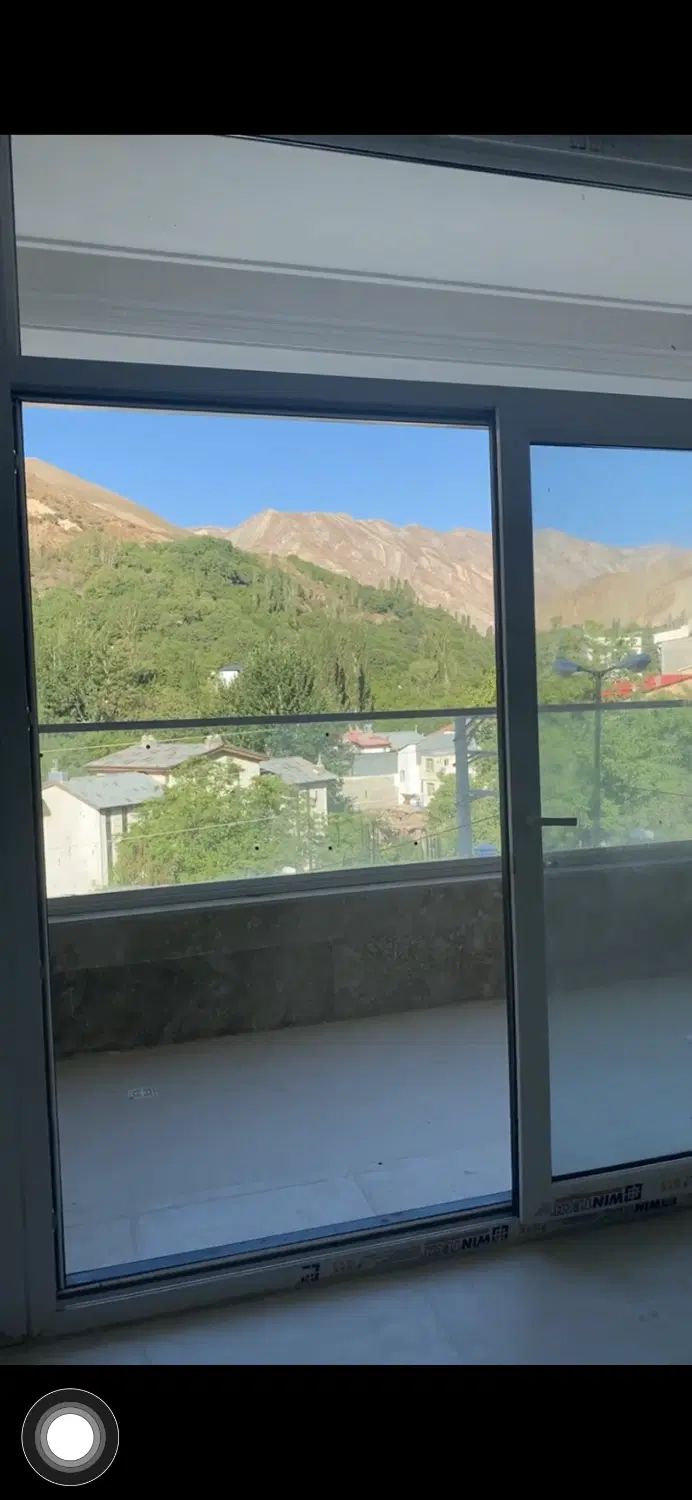 ۸۵متربعدازاوشان ویوابدی تراس قابل چیدمان