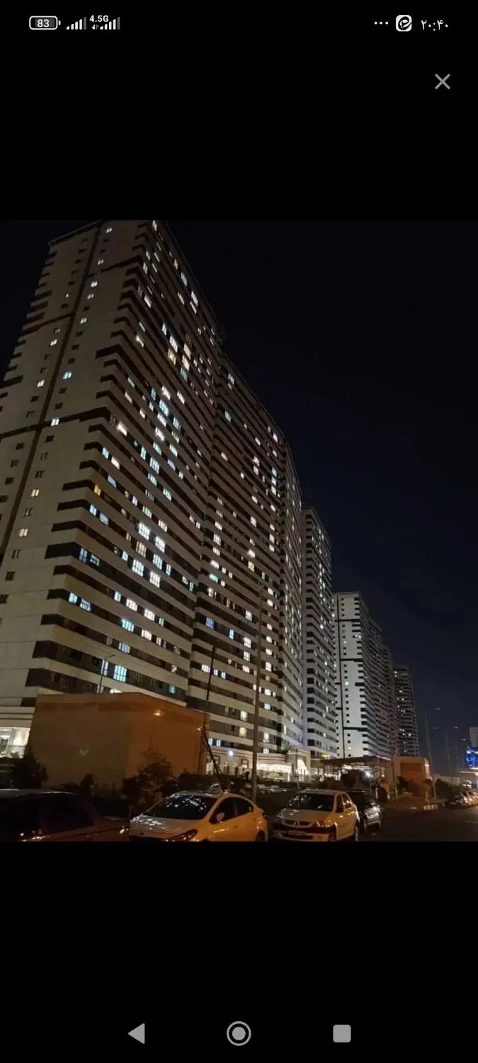 آپارتمان 108متری در ردیف اول خرازی