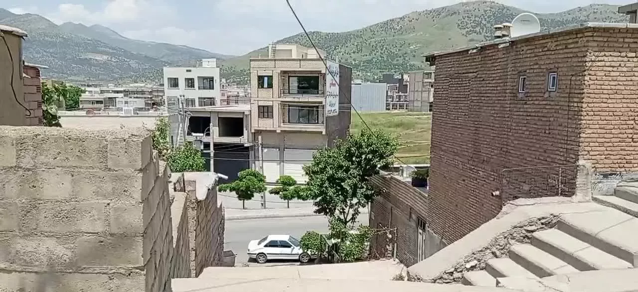 فروشی 121متر وچهارای مدرسه دکتر حسابی