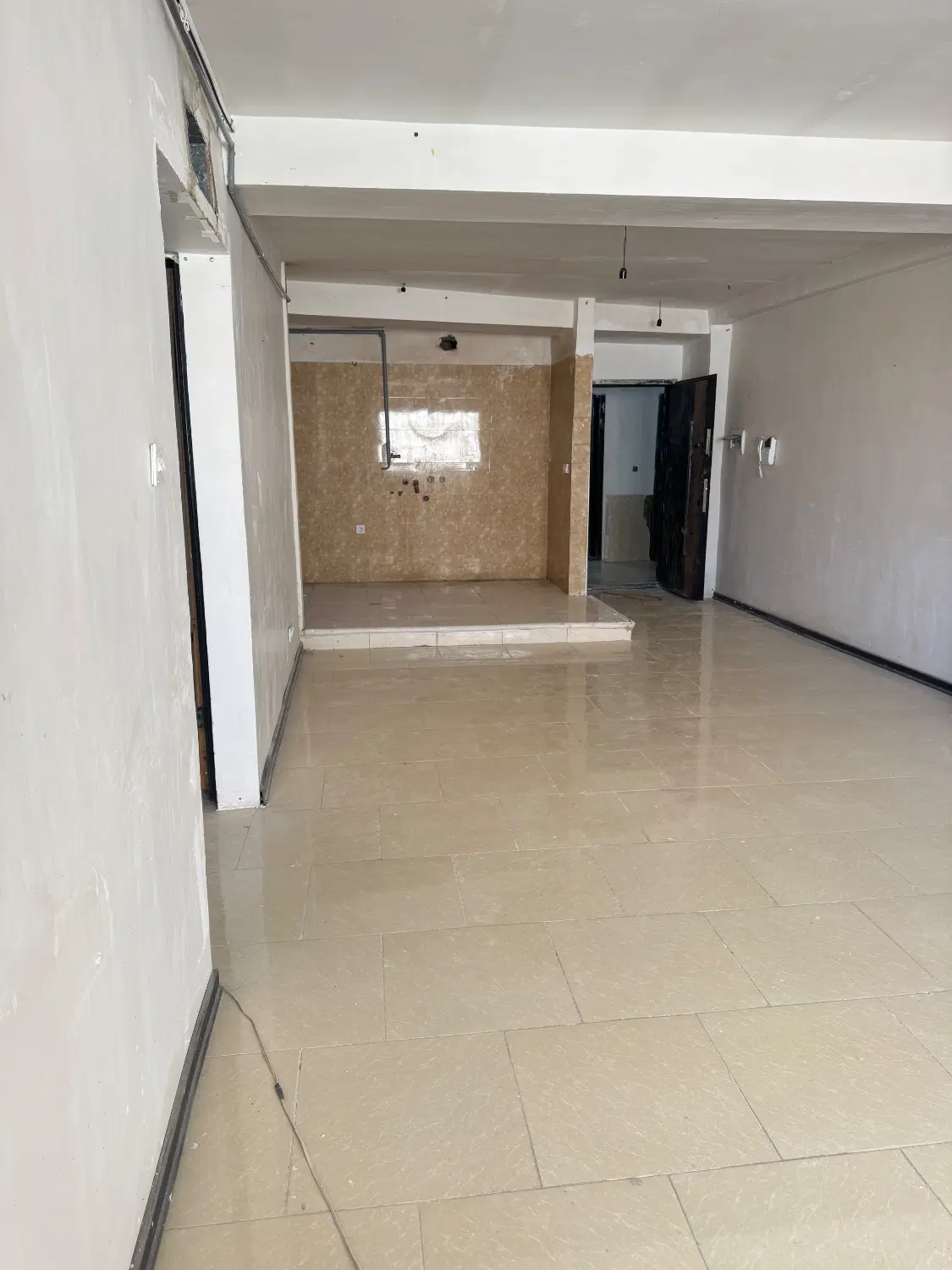 پیش فروش واحدهای نوساز اماده تحویل شهرجدیدهشتگرد