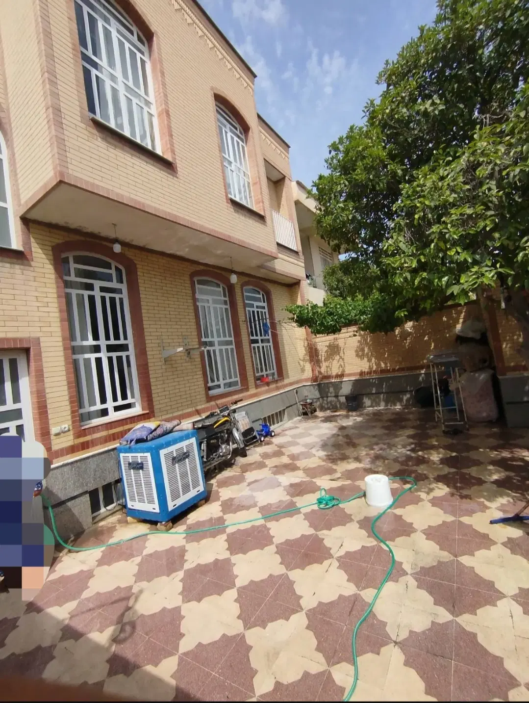 فروش منزل طبقه همکف و سوئیت