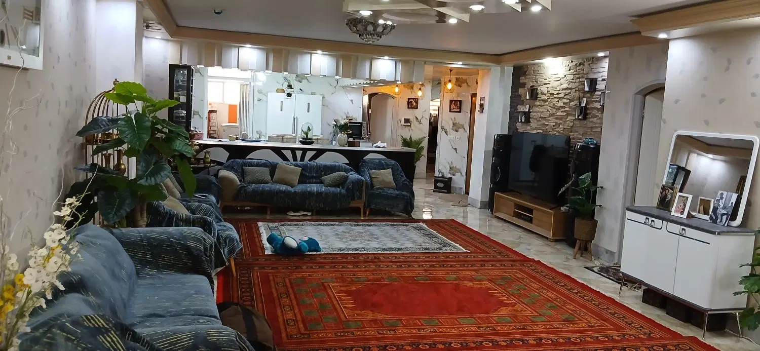 فروش اپارتمان ۲۰۰ متری فول امکانات