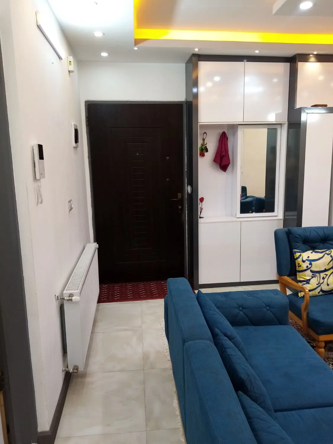 رهن کامل در نبوی منش