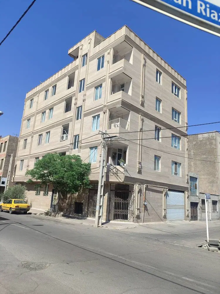 83 متر آپارتمان اجاره مخابرات