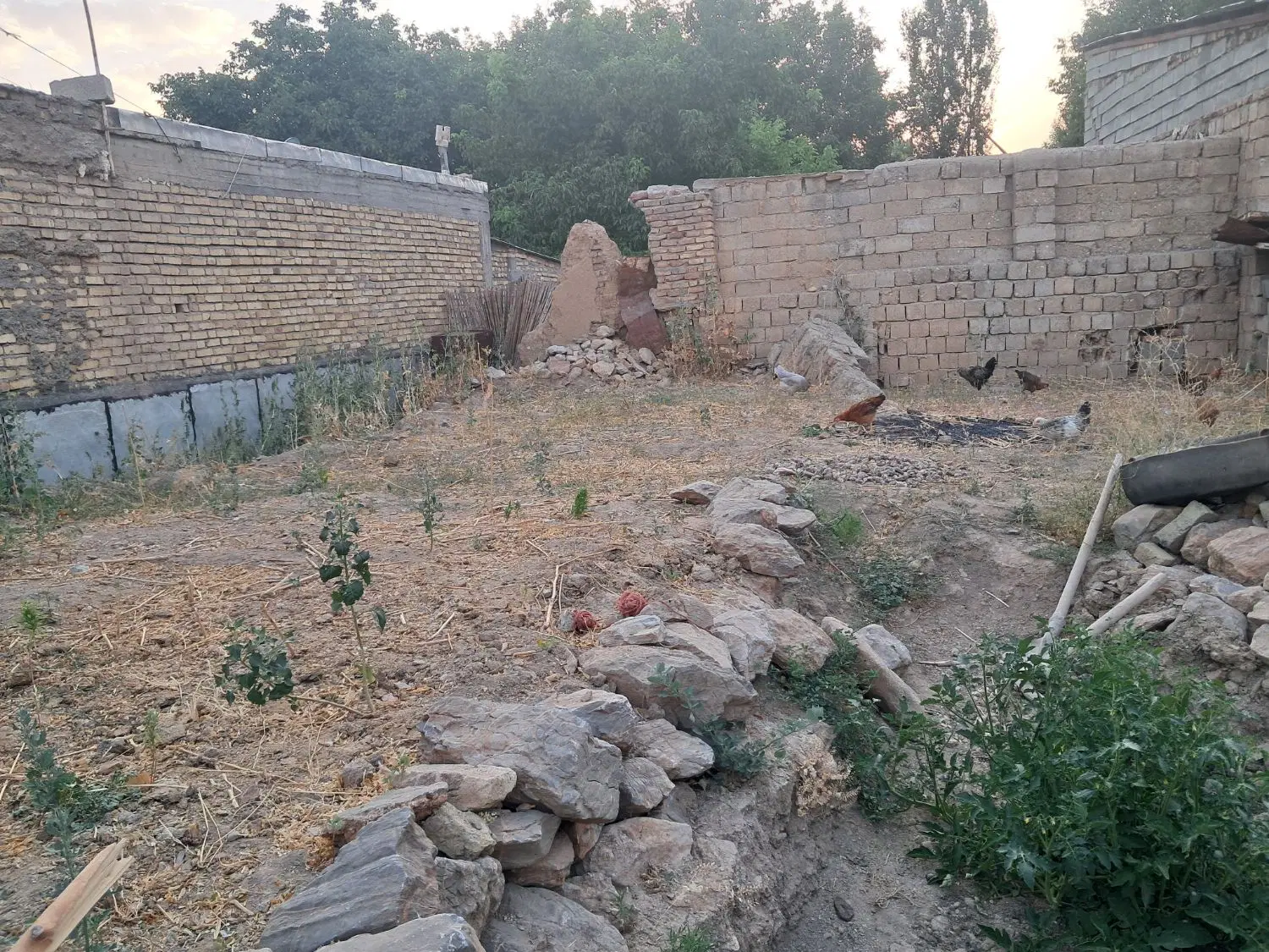 زمین مسکونی  جای خانه گلی