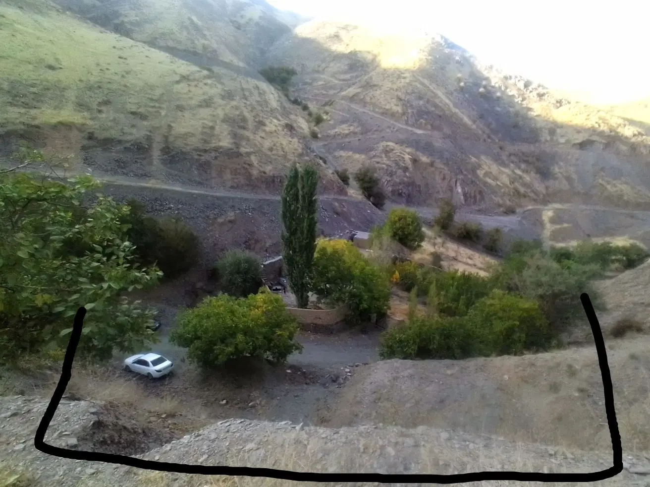 ۶۰۰متر زشک زیبا
