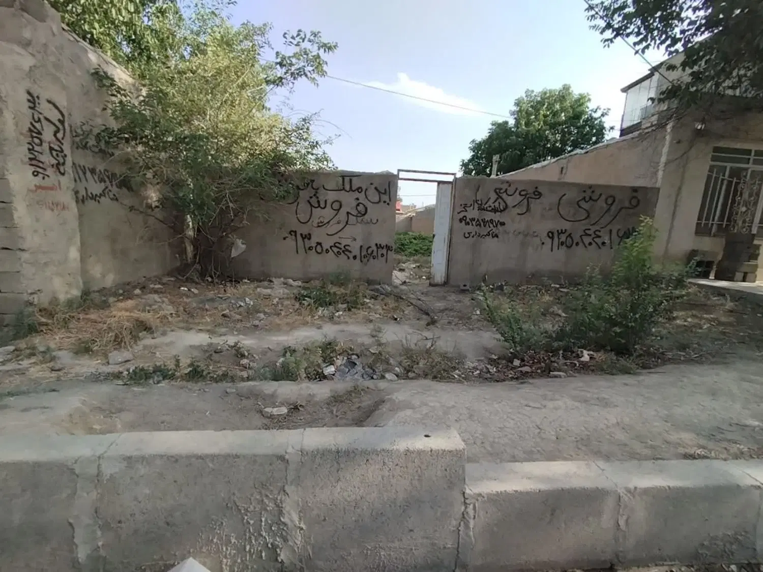 ۳۰۰ متر زمین ویلایی تجاری سهیلیه. قاسم آباد گرجی