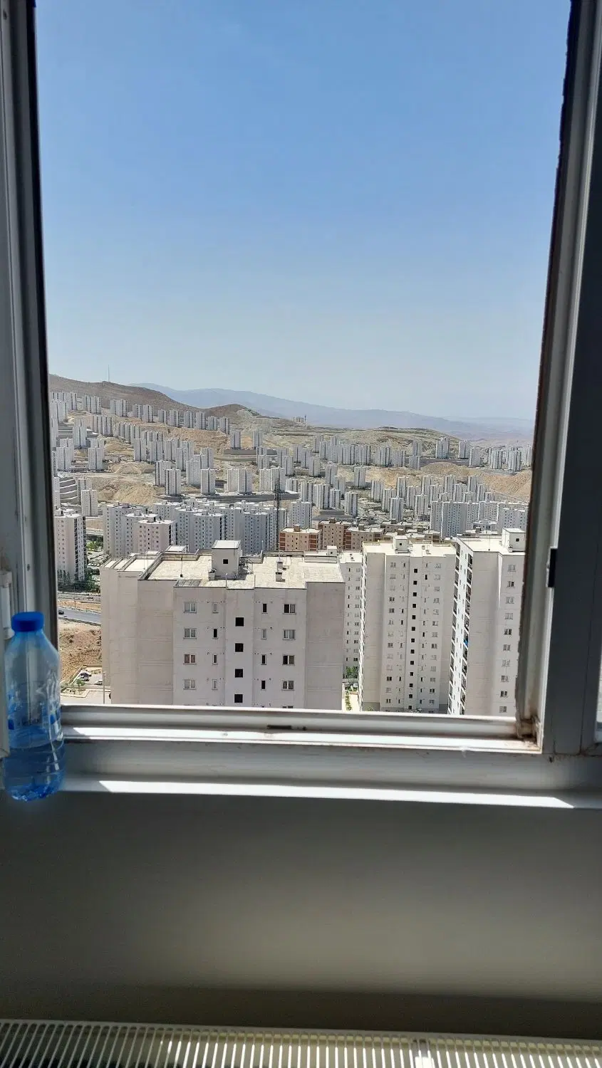 فاز ۱۱ زون ۱ طبقه ۱۴ جنوب غربی تخلیه و بسیار تمیز