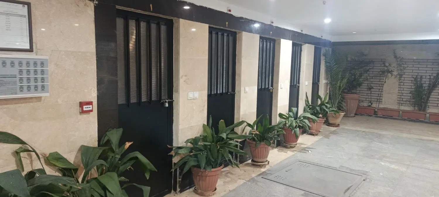 ۱۱۴متر _تکواحدی _نوساز_دونبش_فول امکانات