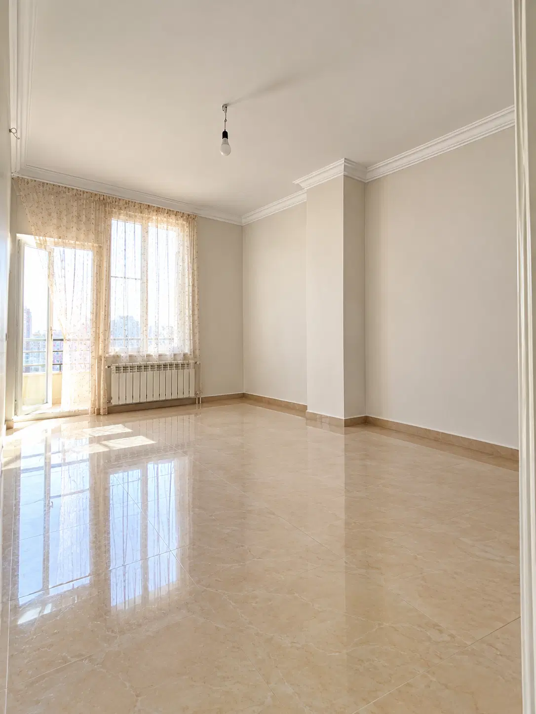 ۱۱۰ متر _ خوش نقشه_ لوکیشن خوب_ فول امکانات
