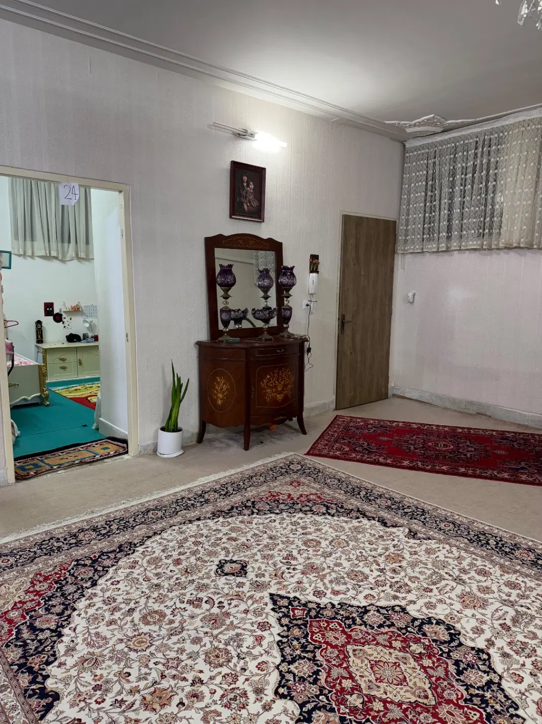 زیر همکف دوخوابه بسیار نورگیر