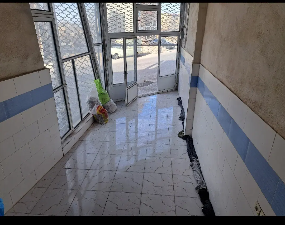 مغازه ۴۰ متری