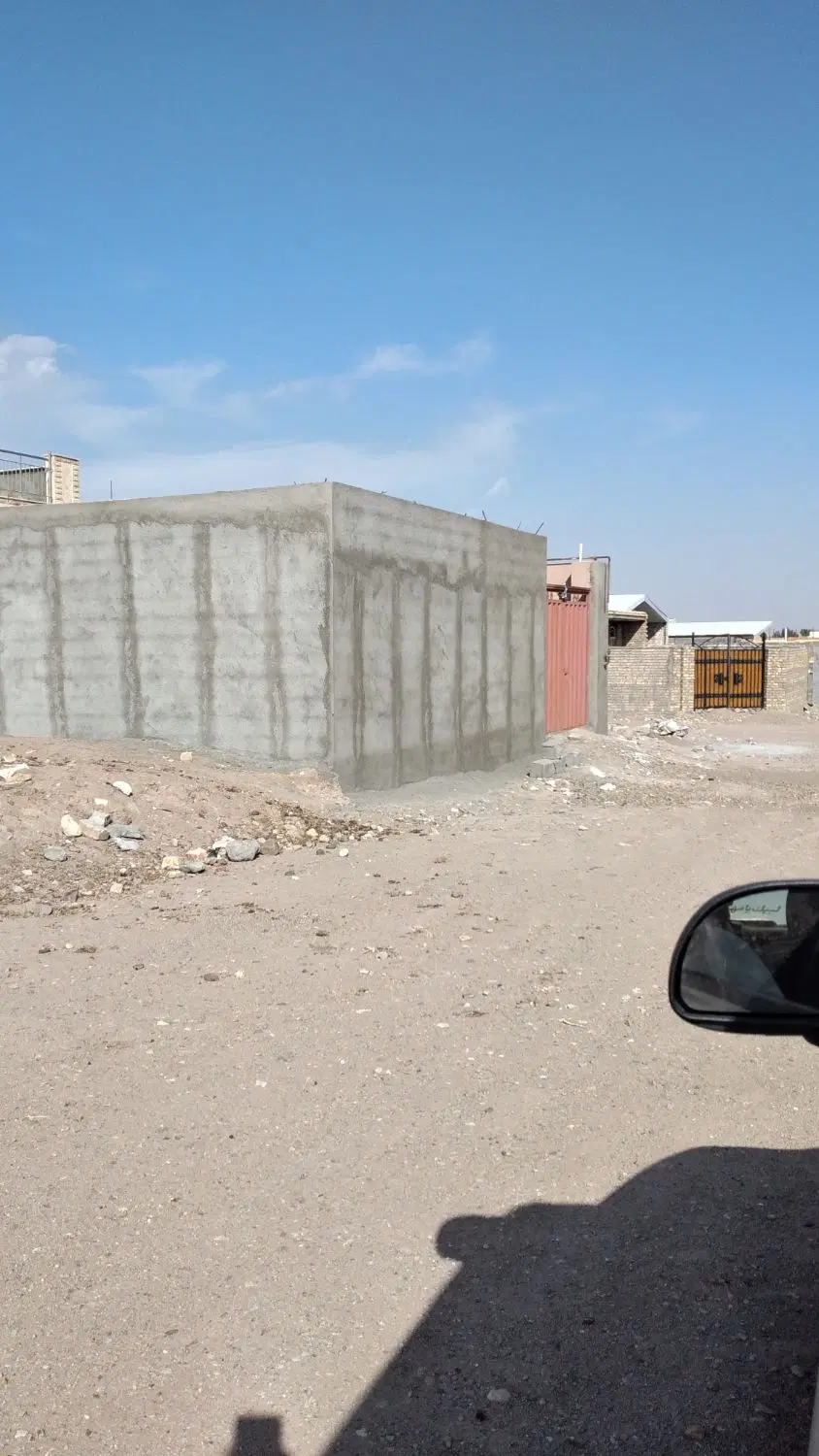 زمین در خدیجه خاتون قم
