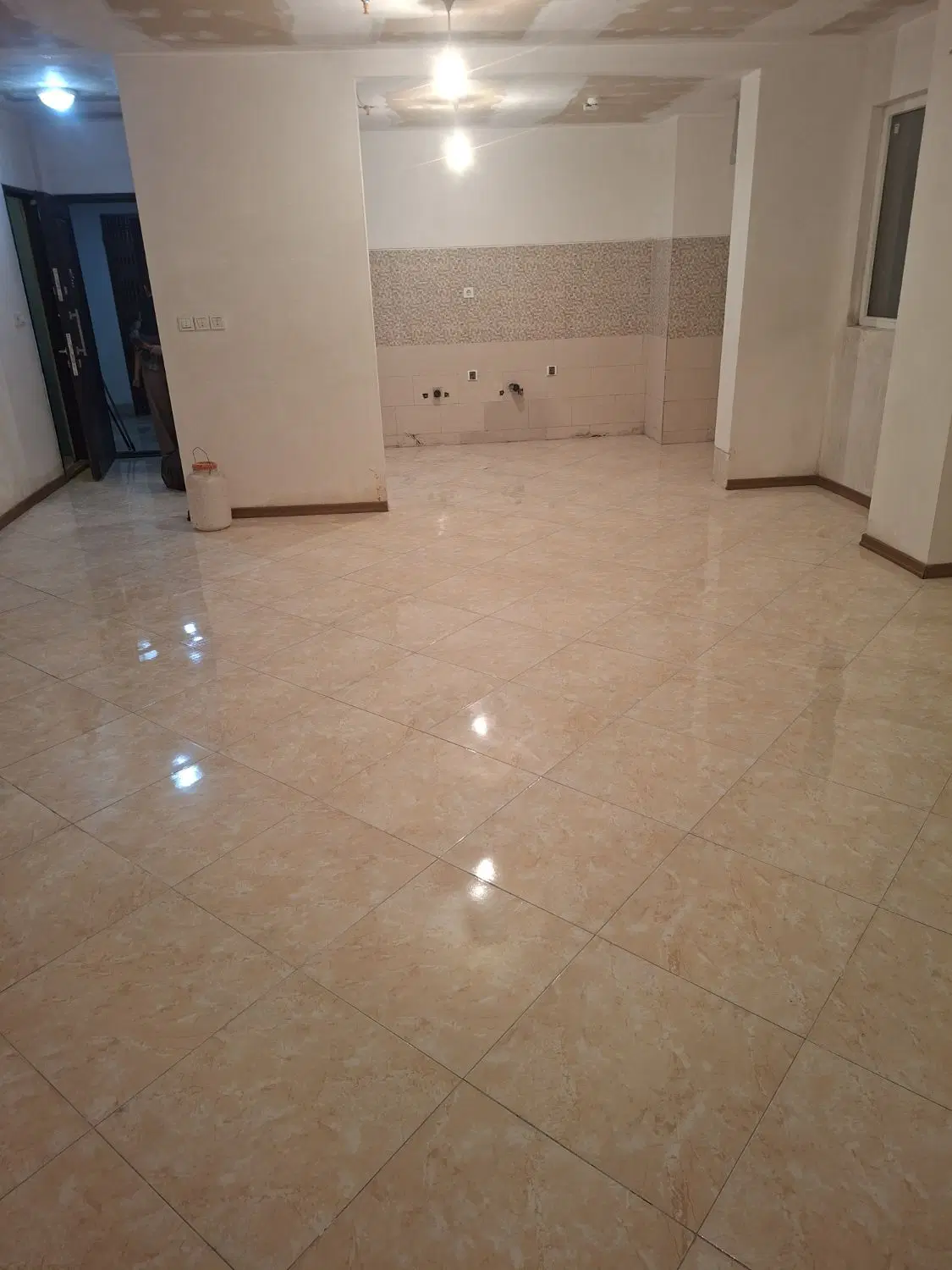 آپارتمان دربرج بهار