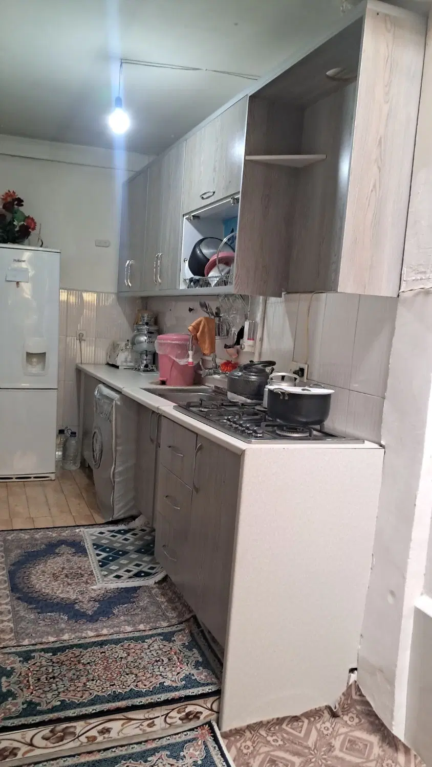 حیاط دار ۵۰ متری یک خواب