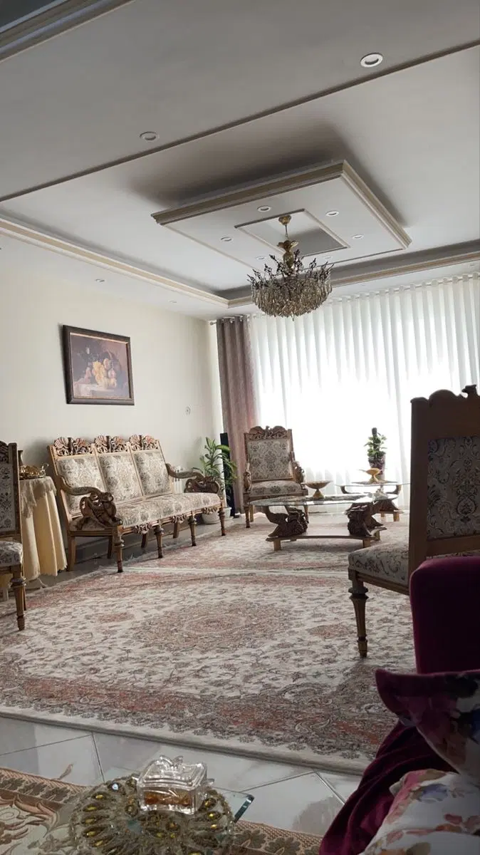 ویلایی سه طبقه ابونعیم